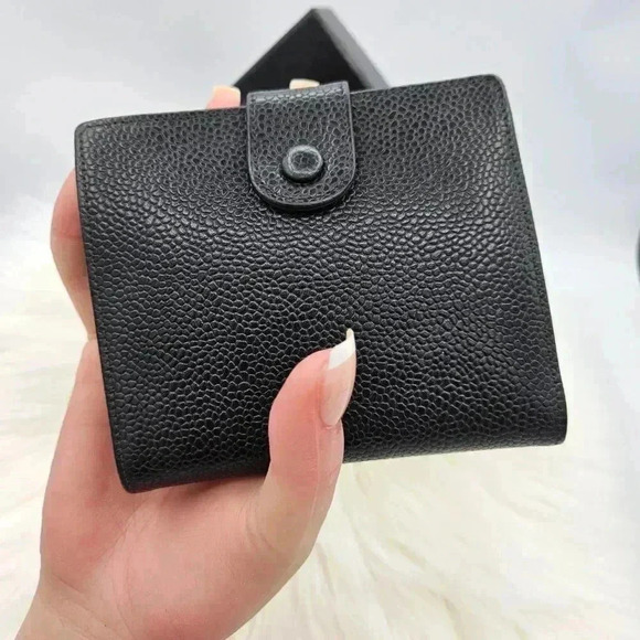 Chanel  Caviar Skin Fold Wallet - Picture 5 of 14